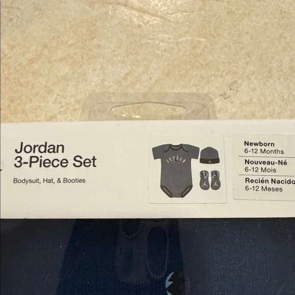 Jordan Baby 3-Piece Set - Navy with Yellow Accents - Picture 4 of 6